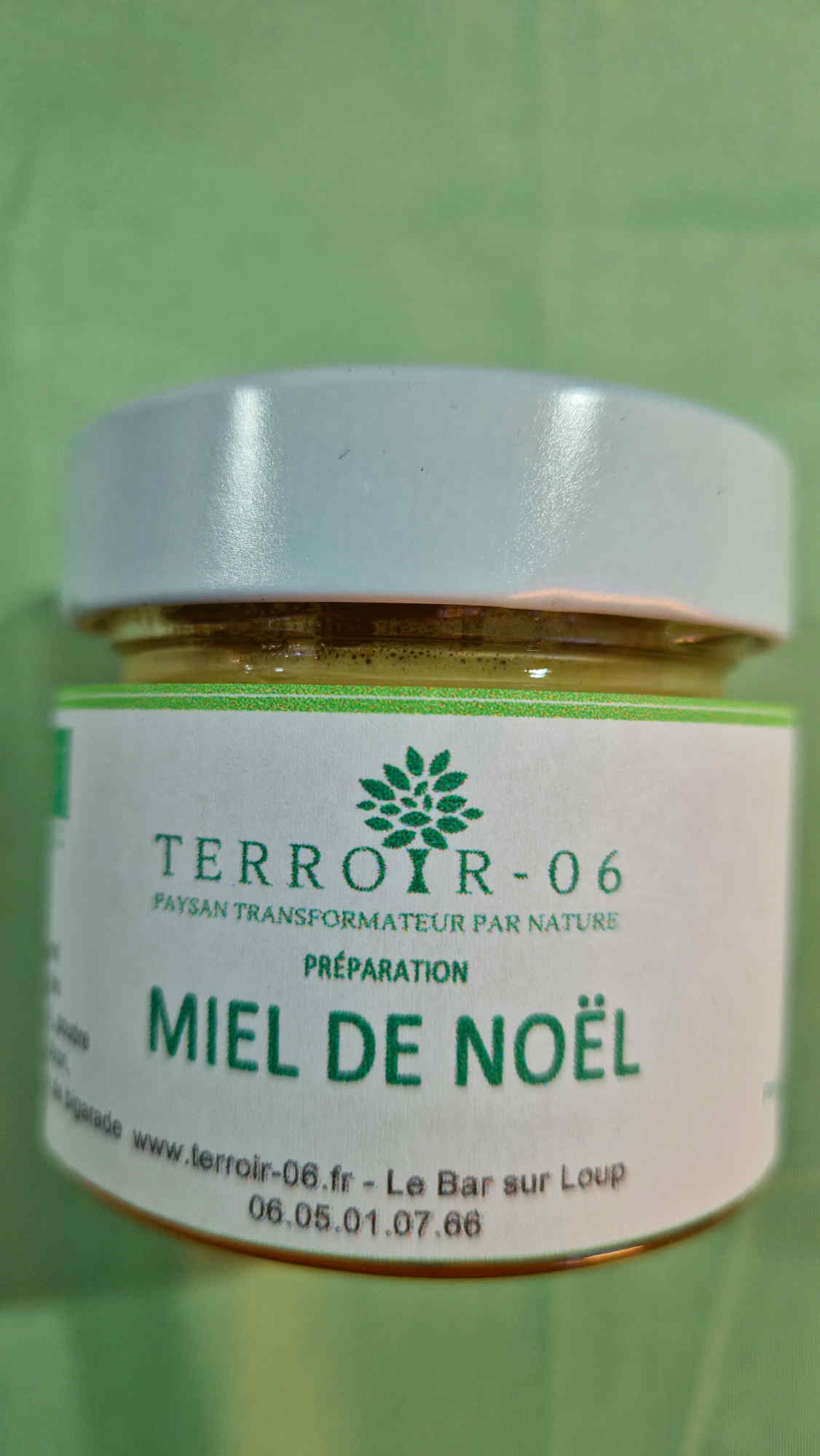 miel de châtaignier bio français aromatisé à l'orange amère et aux épices