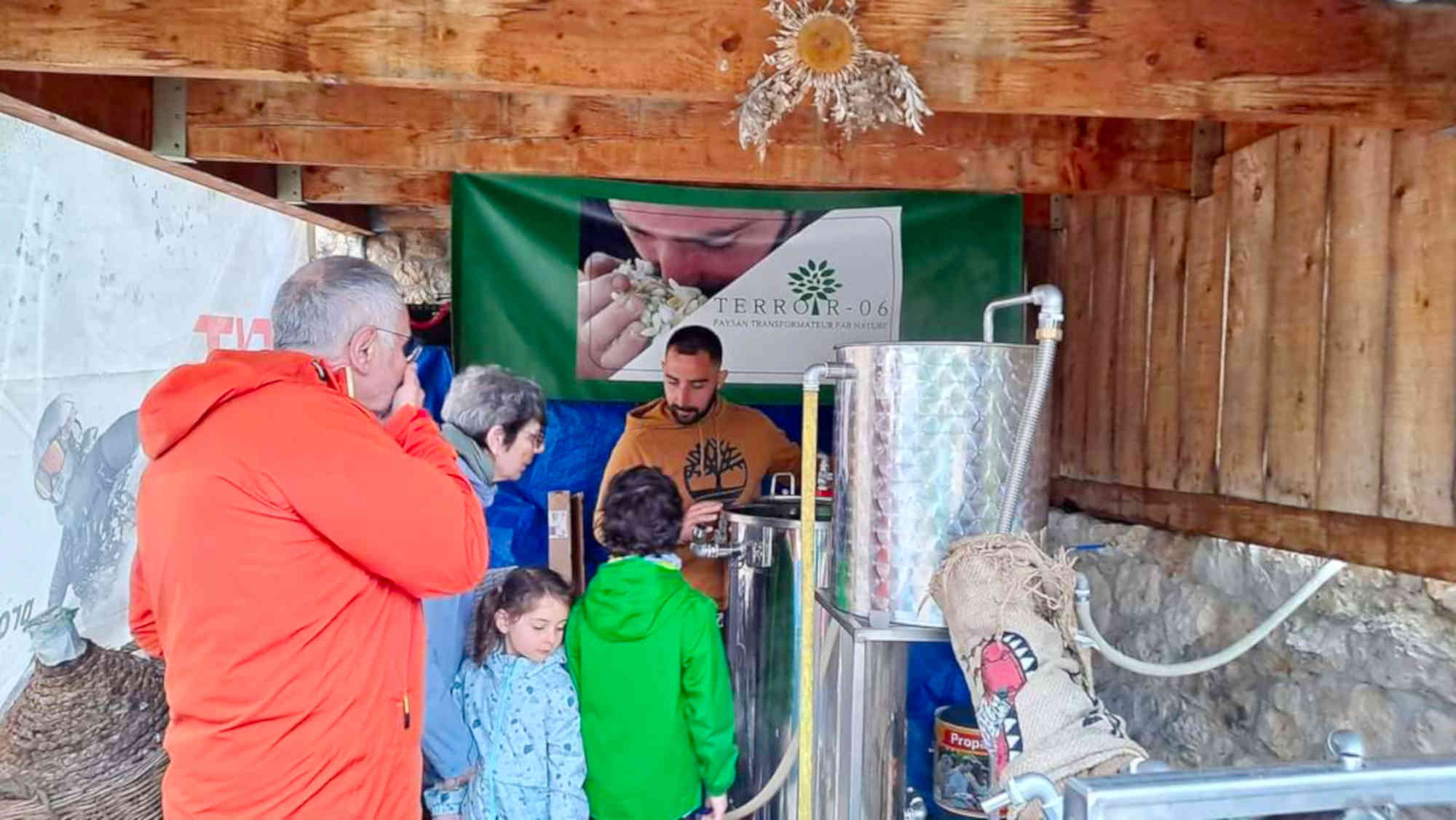 visiter une exploitation de plantes à parfums en Pays de Grasse